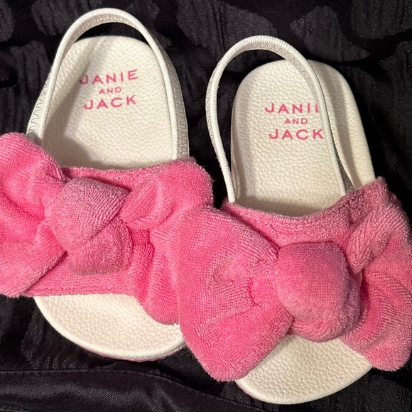 Janie and Jack pink terry bow sandals size 4 - Picture 2 of 5